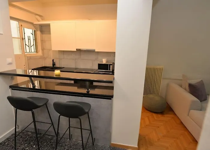 Zen Oasis Apartment